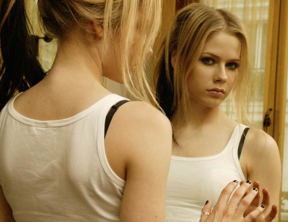 Avril Lavigne - Photo Gallery